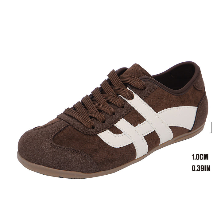 Women's Retro Runner Slim Sneaker with Flat Rubber Sole and Decorative Stripes Mune Fashion