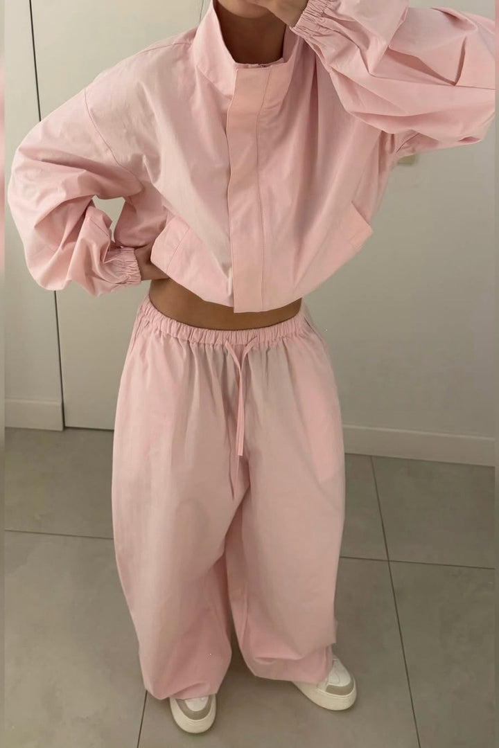 Women’s casual two-piece set made of flowing fabric with wide leg Mune Fashion