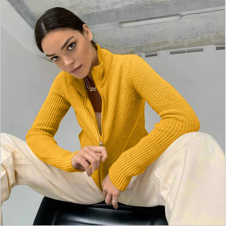 Women's Cardigan with High Collar and Innovative Zipper Mune