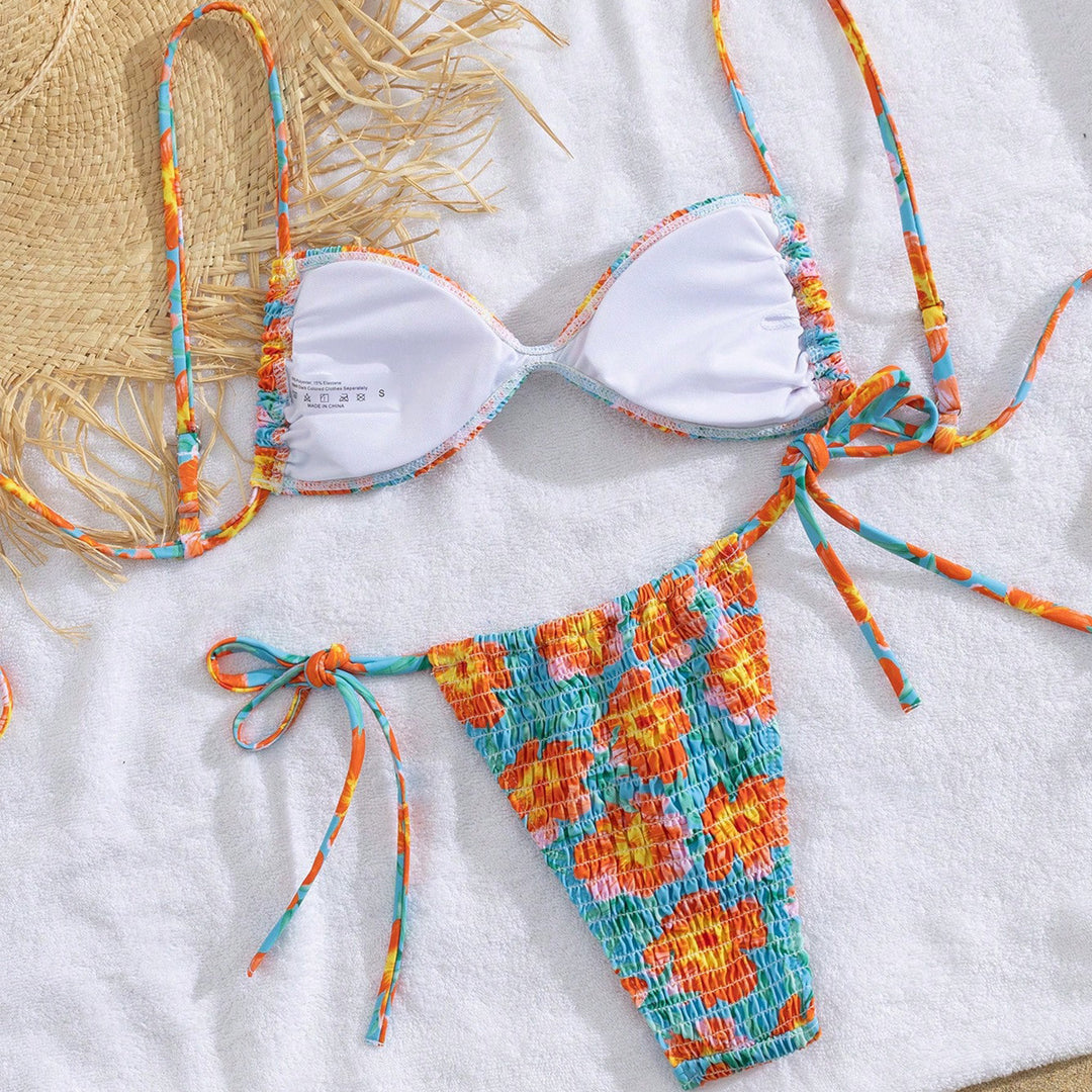 Ladies triangle bikini in casual shabby chic style Mune Fashion