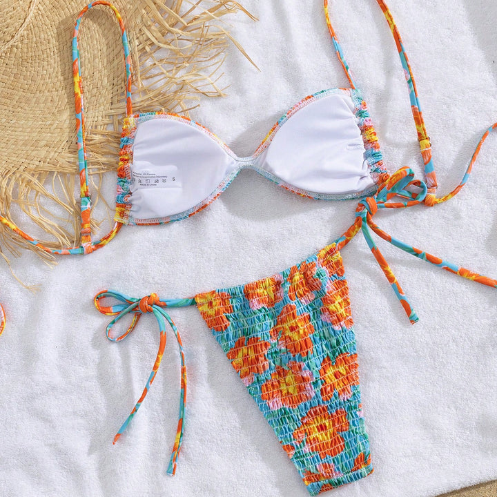Ladies triangle bikini in casual shabby chic style Mune Fashion