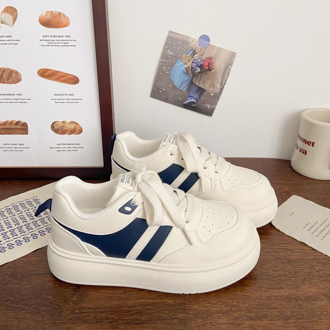 Women Sports Sneakers with High Comfort and Classic Design Mune Fashion