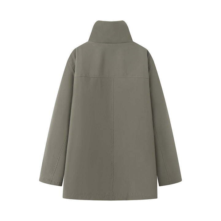 Women's oversized parka with high teddy-lined stand collar, concealed front placket and large flap pockets Mune Fashion