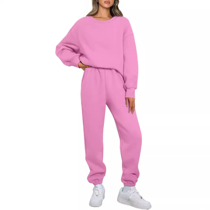 Women two-piece comfort loungewear set with oversized round neck, high-cut jogging pants and elastic ankle cuff Mune Fashion