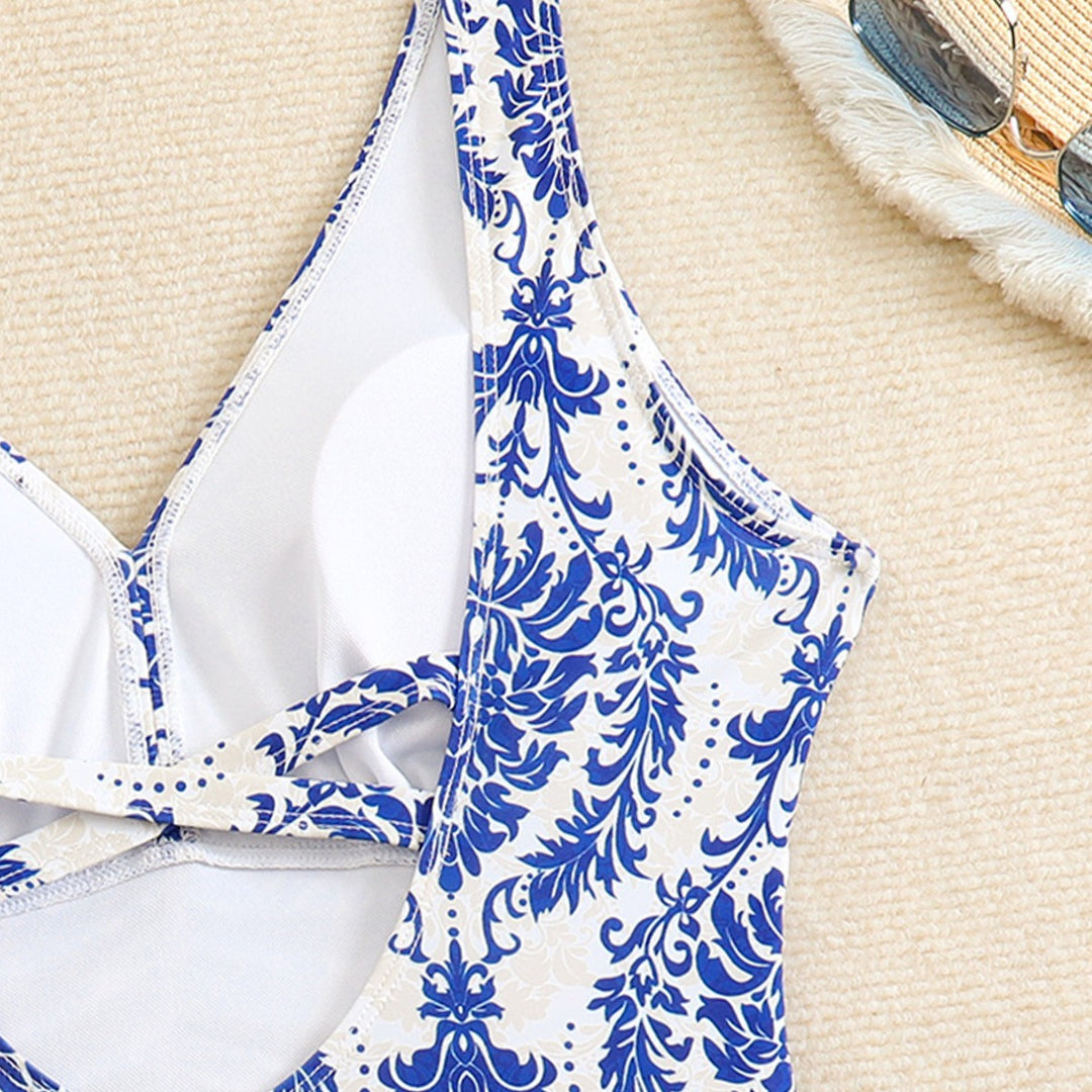 Ladies elegant one-piece swimsuit with romantic floral pattern Mune Fashion