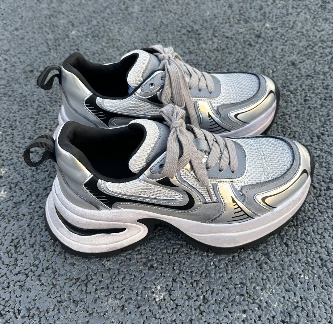 Women Trendy and Comfortable Sneakers Mune Fashion