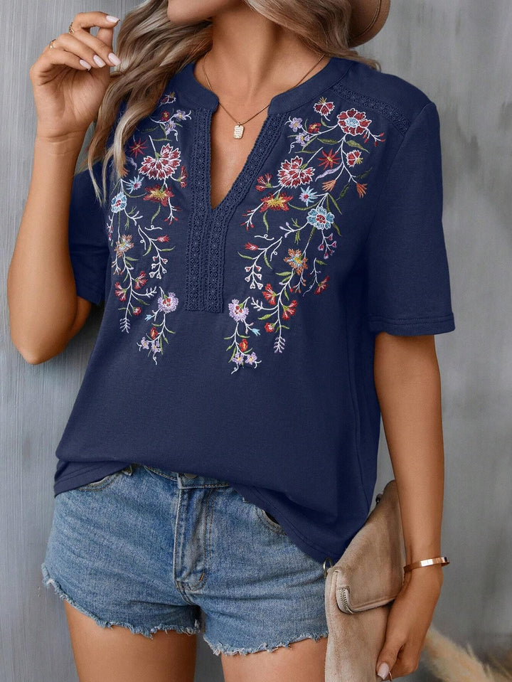Women embroidered Boho tunic with deep neckline and lace trim Mune Fashion