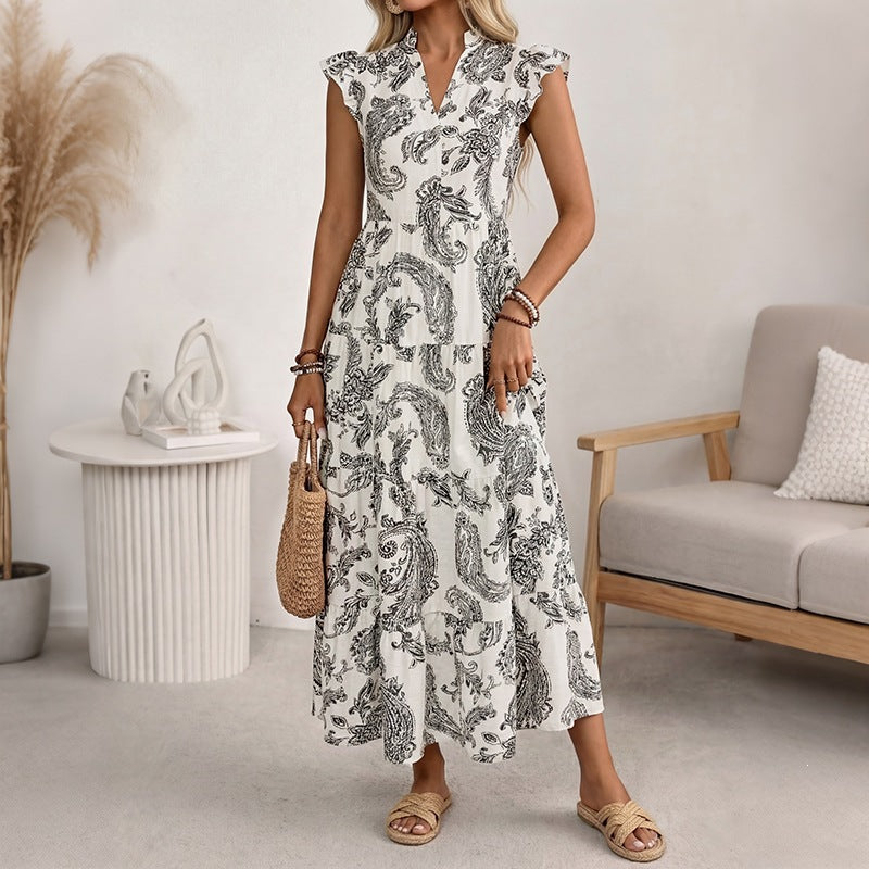 Women's maxi dress with paisley print, V-neck and tiered skirt Mune Fashion