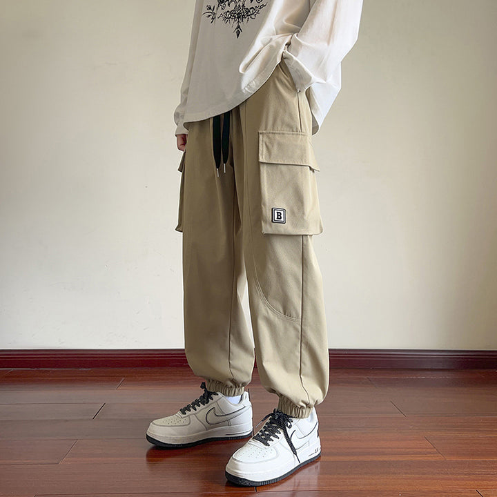 Men's cargo pants with versatile pockets