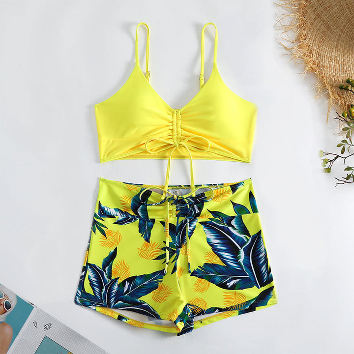 Women's bikini set with sophisticated ruffle details and floral pattern Mune Fashion