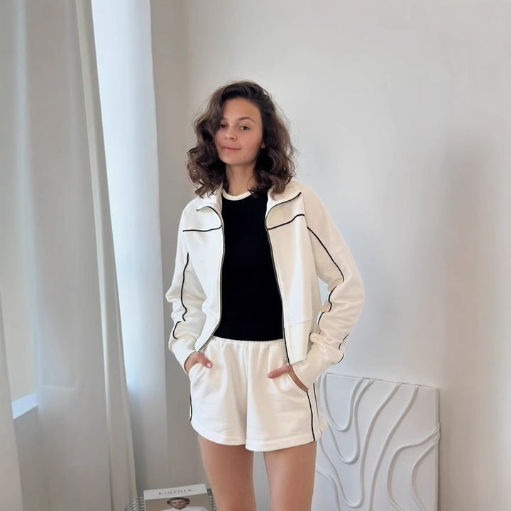 Women nan athletic two-piece with shaping sports bustier, tailored high-waist sweat shorts and zip hoodie Mune Fashion