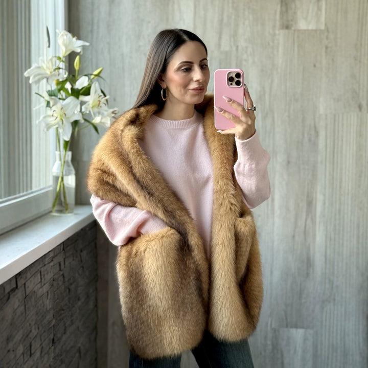 Ladies' Luxurious Long Faux Fur Stole with Voluminous Shawl Collar Mune Fashion