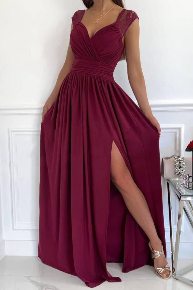 Mune Fashion | Women's Evening Dress with Elegant V-Neck and Ruffle Details
