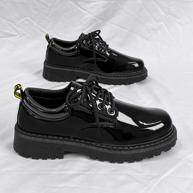 Men's patent leather platform derby with profiled rubber sole and classic lacing Mune Fashion