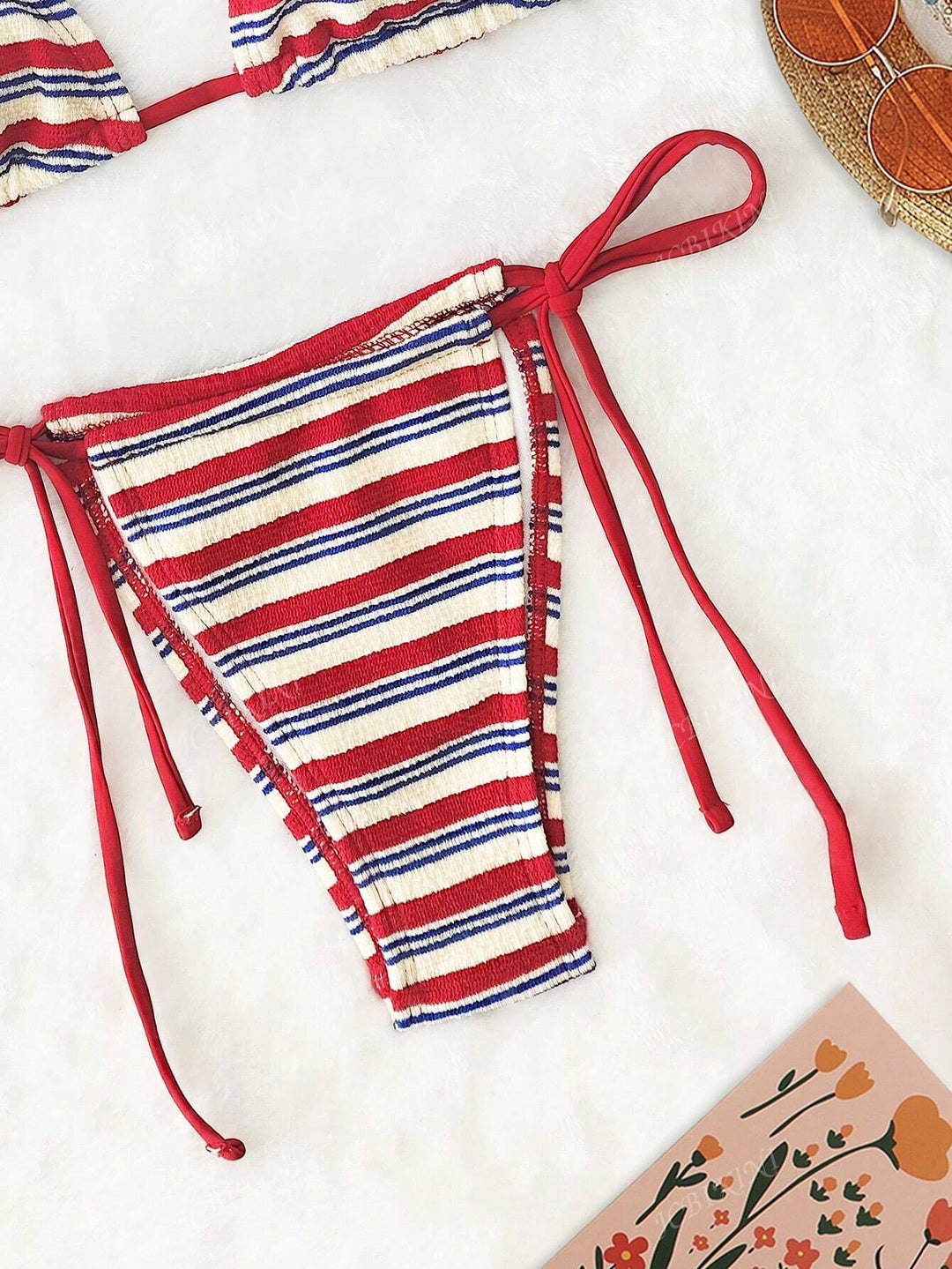 Women Triangle Bikini with Colorful Stripe Pattern Mune Fashion