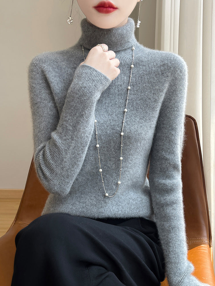 Women's slim fit fine knit turtleneck sweater with extra fine fluff finish Mune Fashion