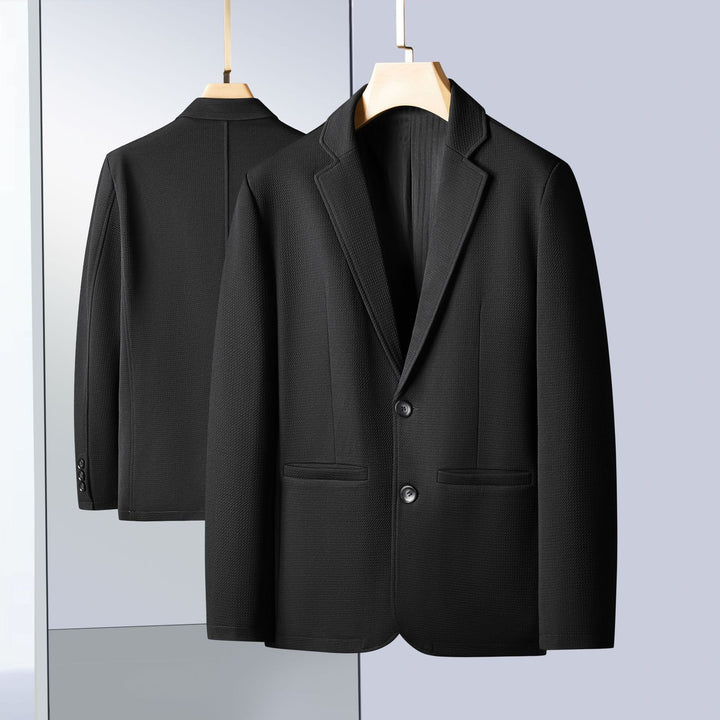 Men's Single-Breasted Structured Blazer with Notched Lapel and Fine Fabric Texture Mune Fashion