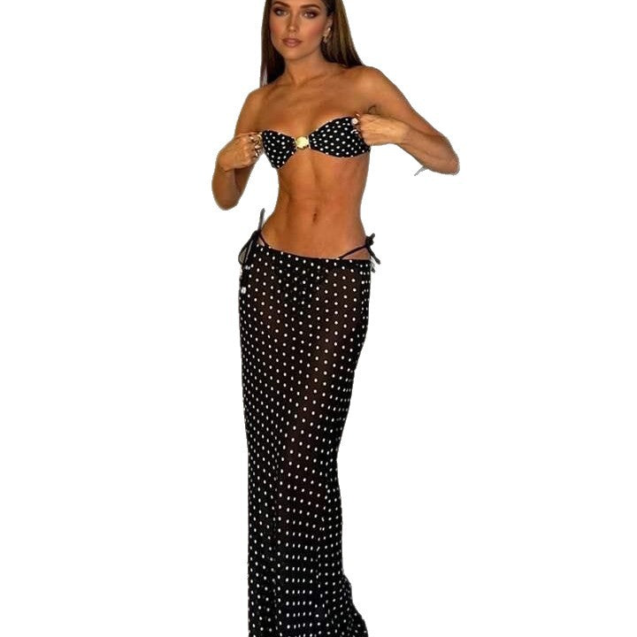 Women's bandeau bikini with fashionable cut Mune Fashion