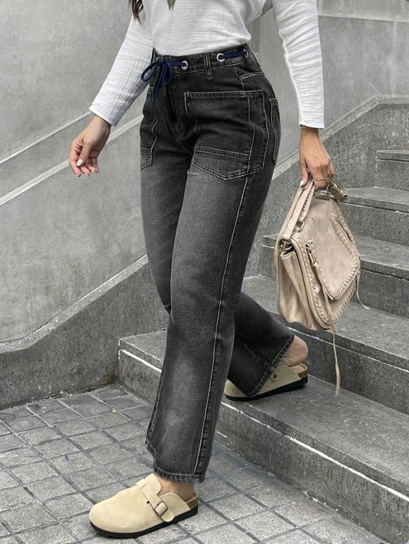 Women's high-waisted jeans with straight leg, drawstring waistband, and patch pockets Mune Fashion