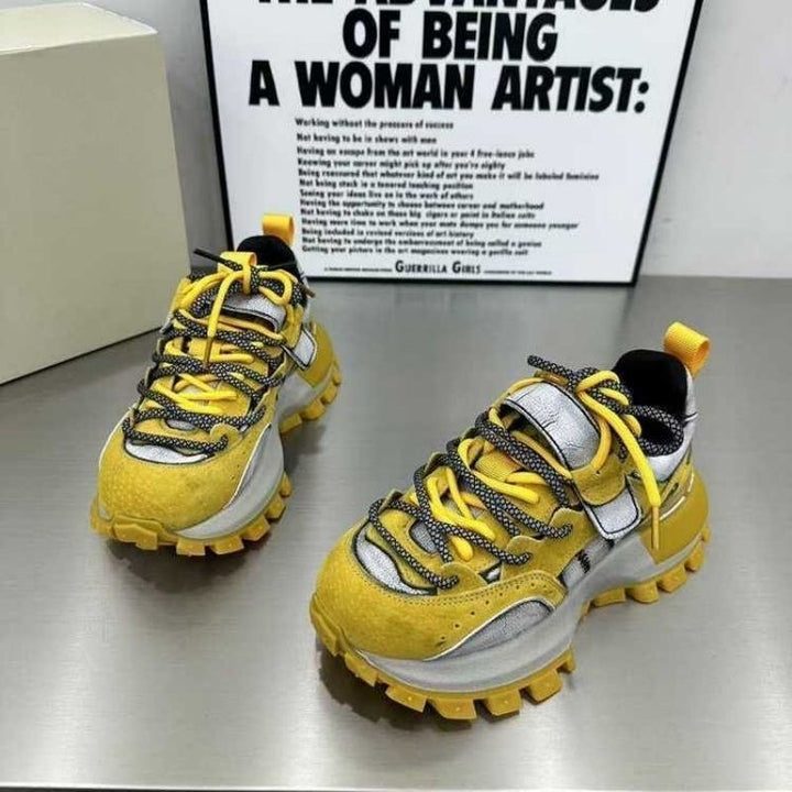 Women's sporty sneakers with non-slip profile sole and breathable upper material Mune Fashion