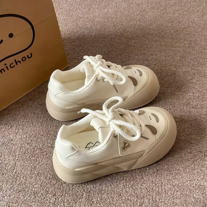 Women's comfortable casual sneakers with soft upper material and innovative cushioning Mune Fashion