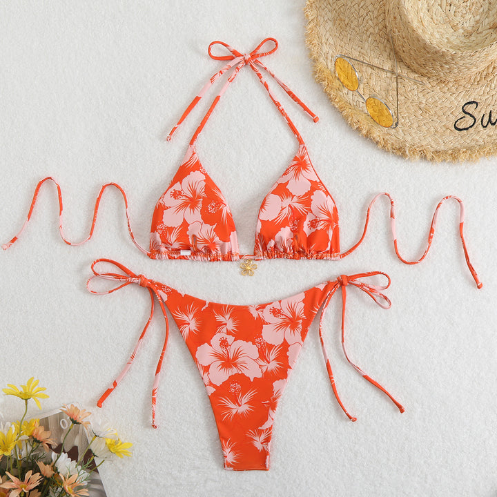 Women's triangle bikini with floral design and adjustable straps Mune Fashion
