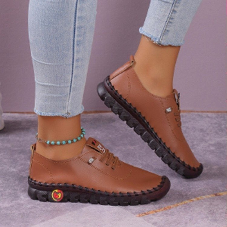 Women's lightweight, soft slip-on with hand-stitched rubber sole and elastic lacing Mune Fashion