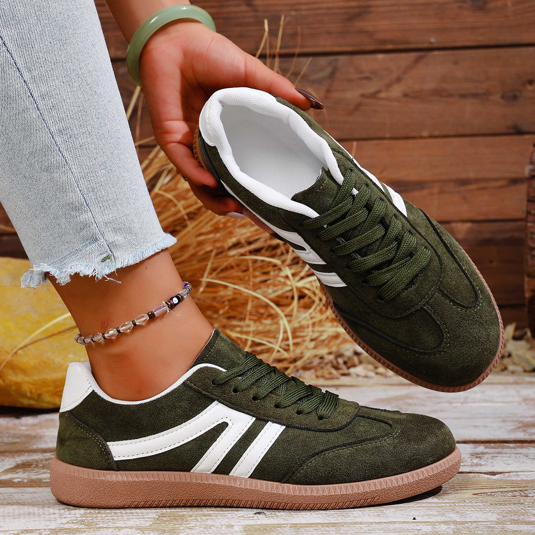 Ladies sporty sneakers made of high-quality suede with breathable sole Mune Fashion