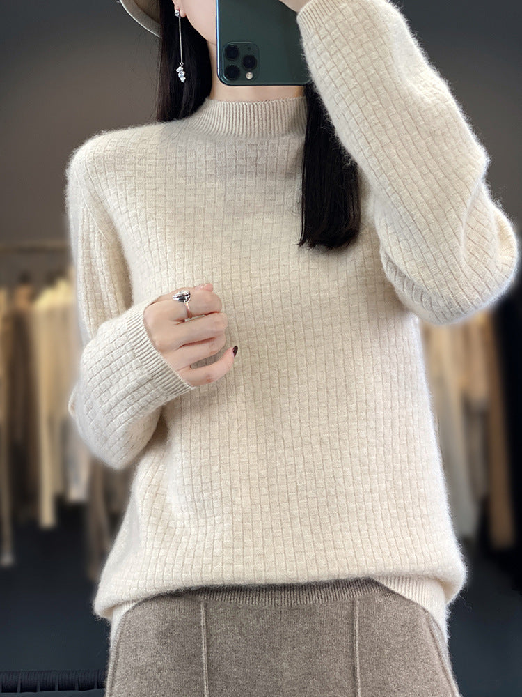 Women's Soft Boxy Mock Neck Sweater in Mohair Look with Fine Box Rib Structure Mune Fashion