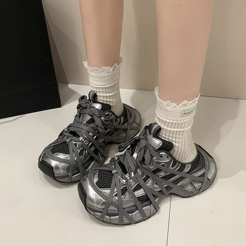 Women's Techno-Chunky-Sneaker with breathable mesh, stable platform sole and decorative wrap straps Mune Fashion
