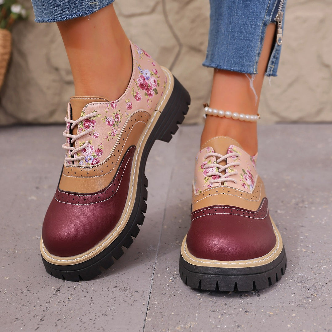 Women’s Platform Brogue Lace-Up Shoes with Floral Pattern and Patent Details Mune Fashion