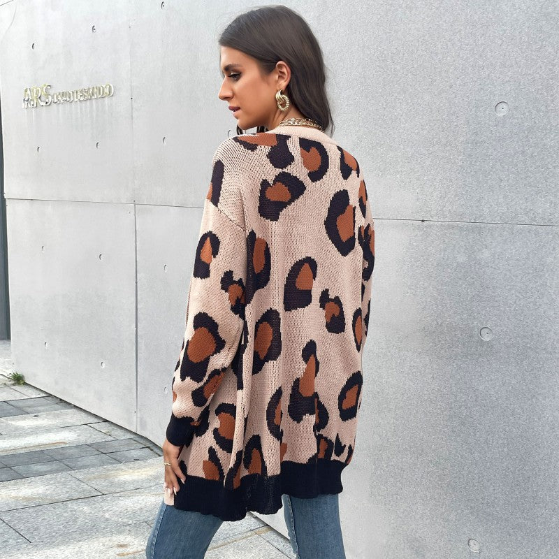 Women's Longline Cardigan in Leo Jacquard with Open Front and Ribbed Cuffs Mune Fashion