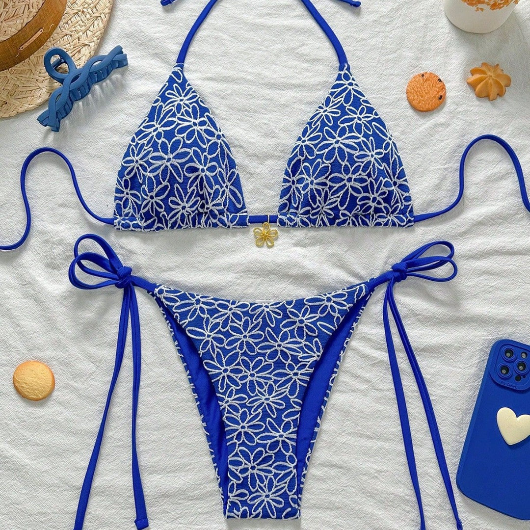 Women Bikini Top and Lace Bikini Bottom Mune Fashion