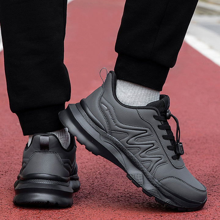 Men's urban comfort sneakers with cord lock, padded heel and shock-absorbing lightweight foam sole Mune Fashion