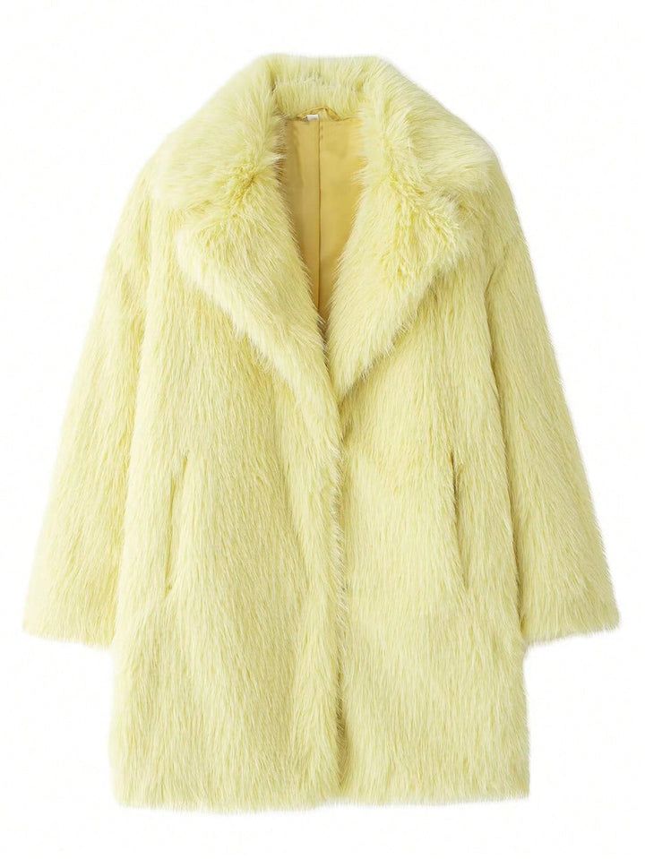 Ladies Luxurious Faux Fur Jacket with Soft Lapel and Large Pockets Mune