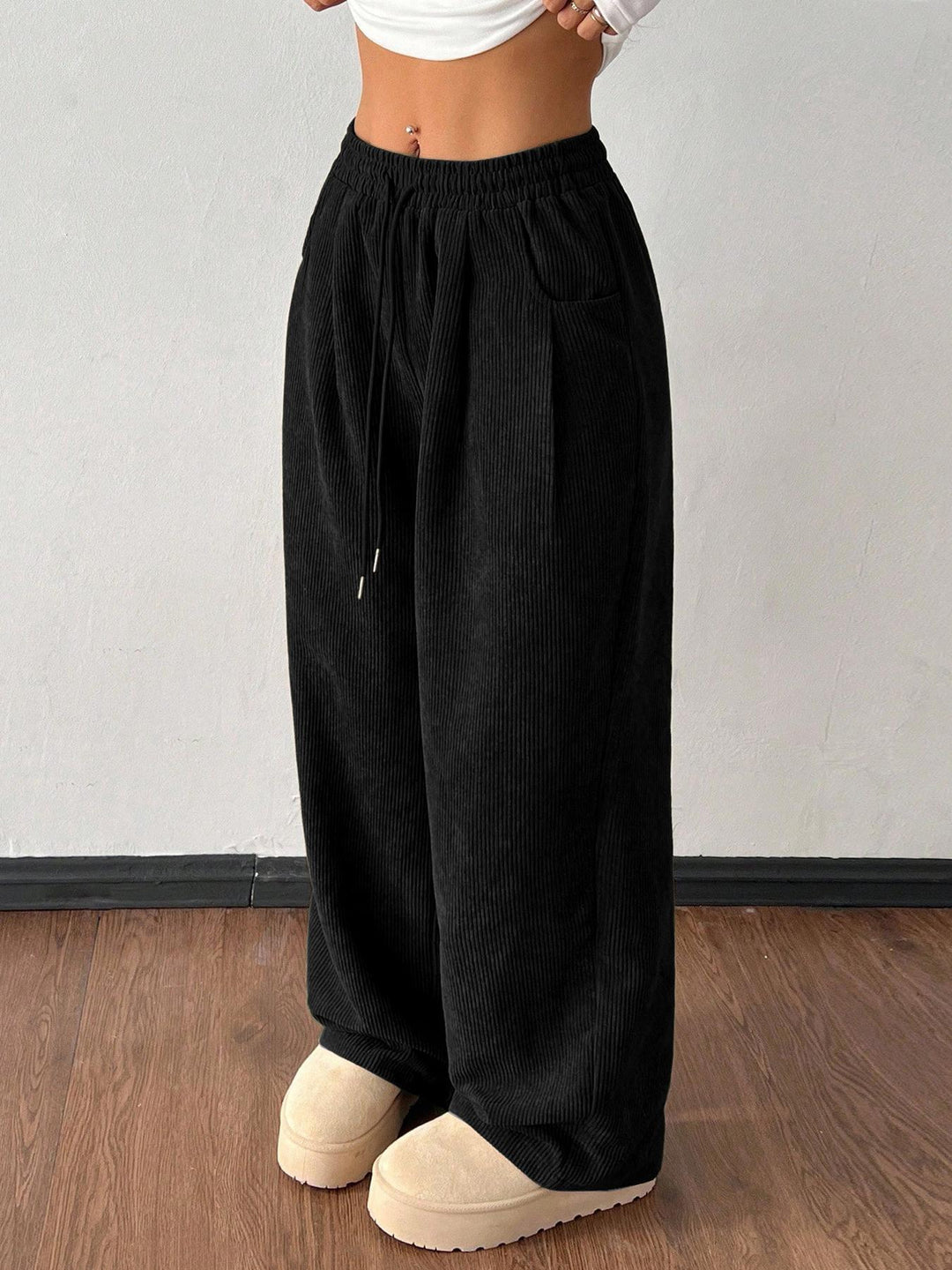 Ladies cord pants with wide leg, elastic waistband and drawstring Mune Fashion