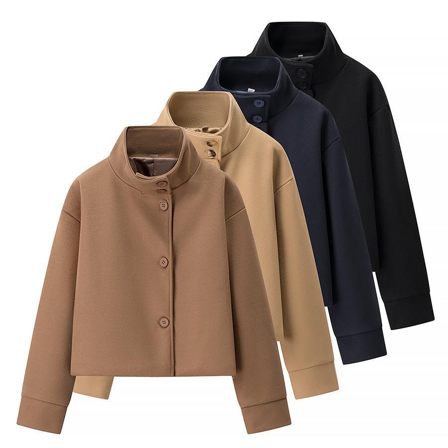 Mune | Women's elegant short jacket with stand-up collar and stylish button details