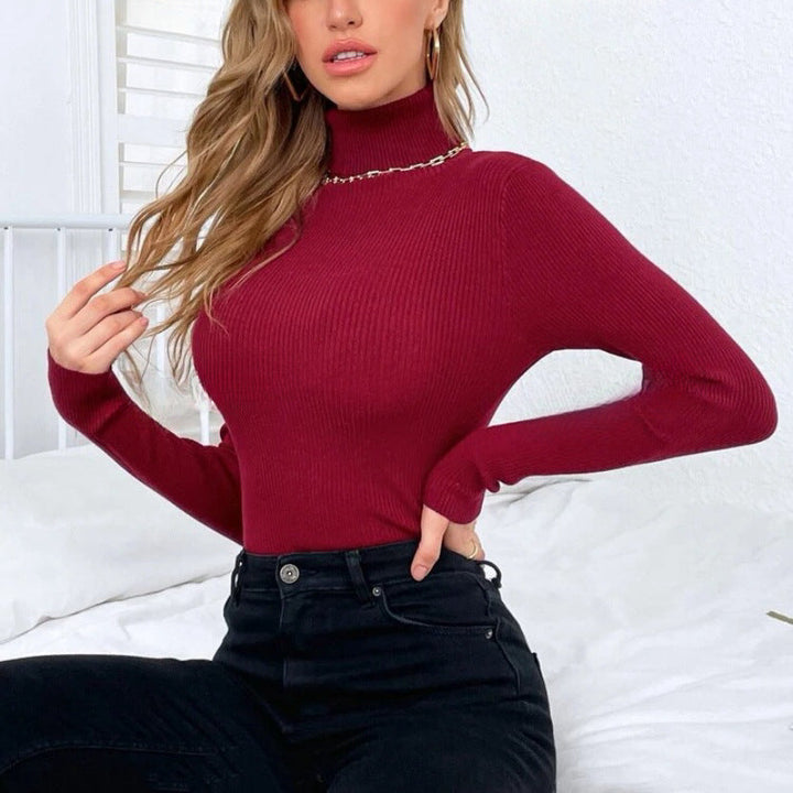 Women's Elegant Turtleneck Sweater with Fine Ribbed Texture Mune