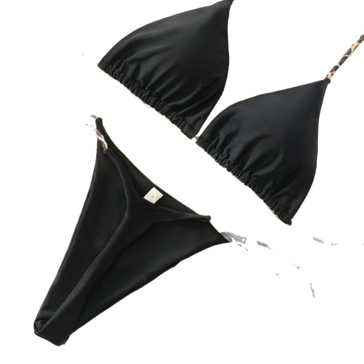 Women's Triangle Bikini with Floral Detail Mune Fashion