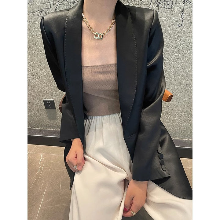 Women Elegant, tailored satin blazer Mune Fashion
