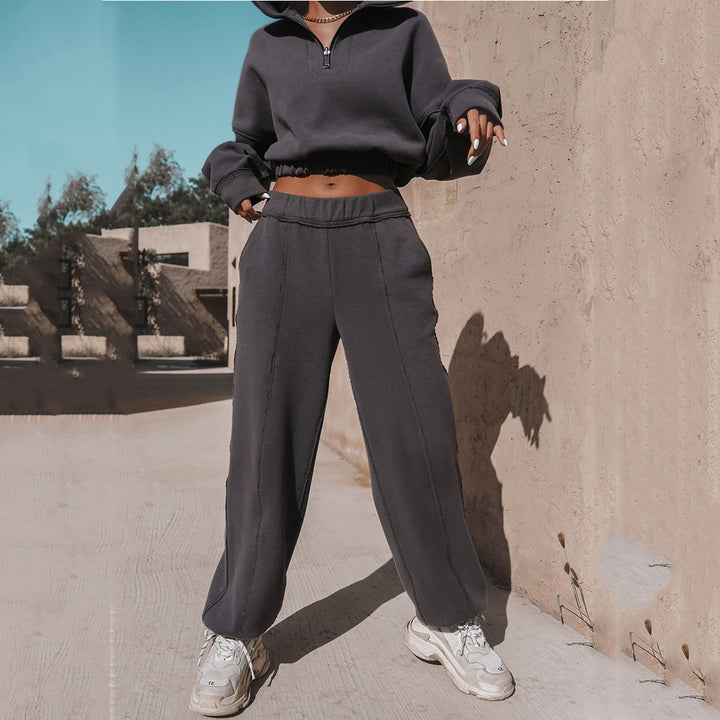 Women nan short hoodie sweatshirt with half zipper elastic hem and contrast seams Mune Fashion