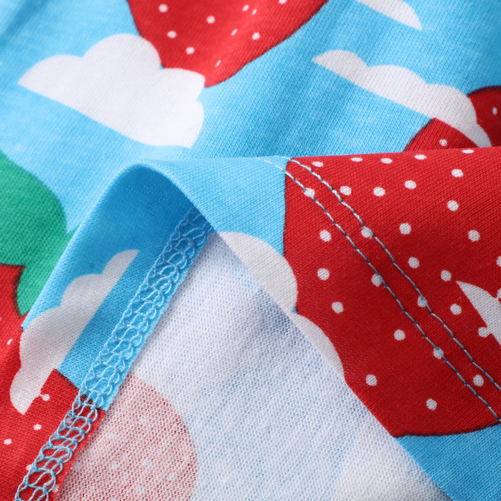 Girl's summer dress with cheerful strawberry print Mune Fashion