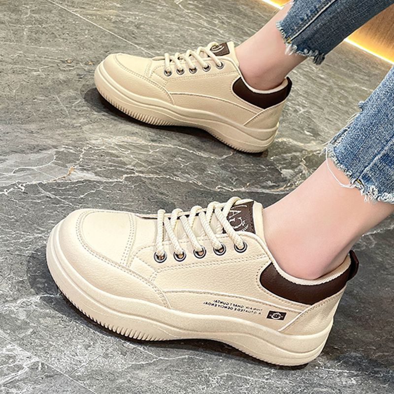 Women's Casual Sneakers with Breathable Surface Structure and Cushioned Sole Mune Fashion