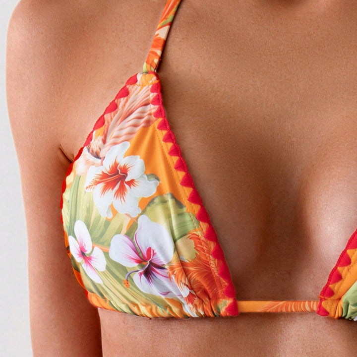 Women's triangle bikini with trendy bows and floral design Mune Fashion
