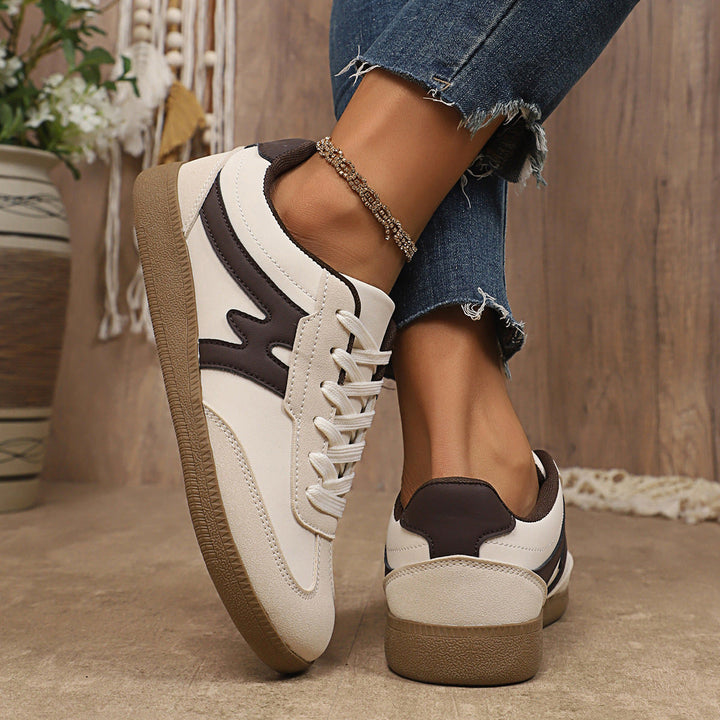 Women's Stylish Casual Sneakers with Breathable Upper Material Structure and Non-Slip Sole Mune Fashion