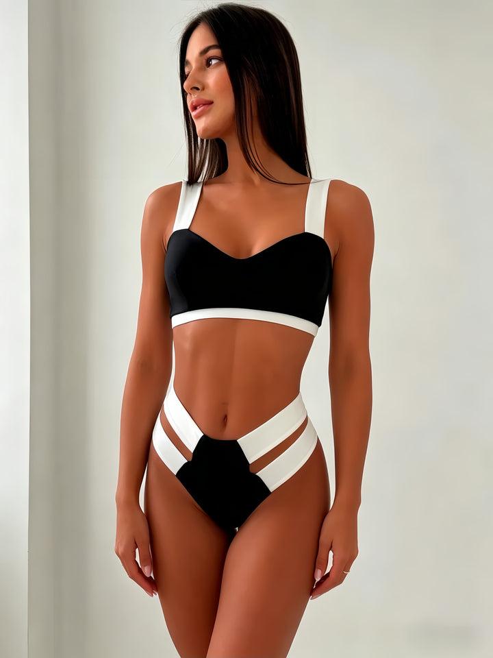 Ladies sporty bikini with contrasting color elements Mune Fashion