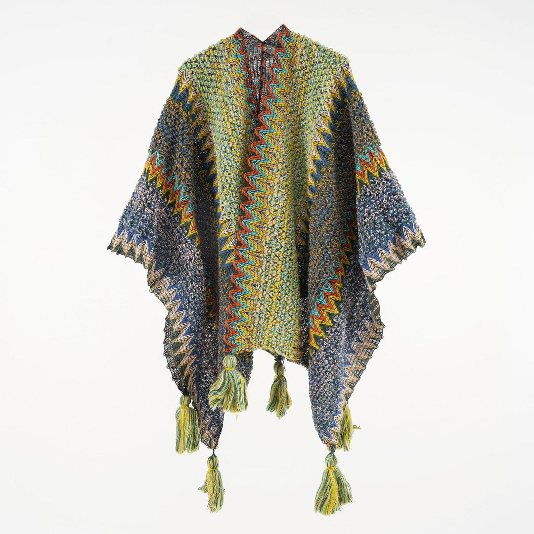 Women's structured bouclé knit poncho with jacquard pattern and tassels Mune Fashion