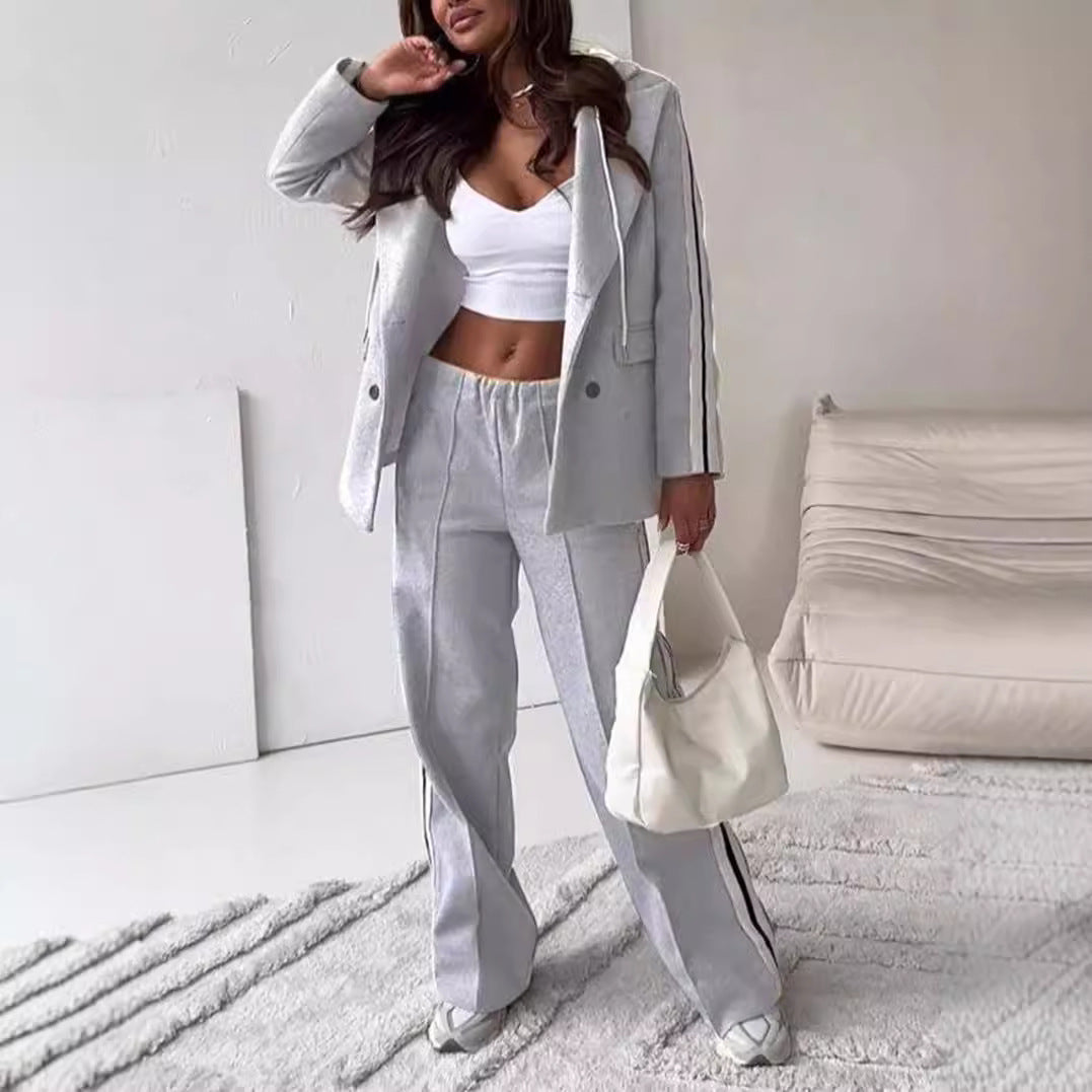Women's sporty-elegant blazer two-piece with hooded blazer and wide training pants with side stripe Mune Fashion