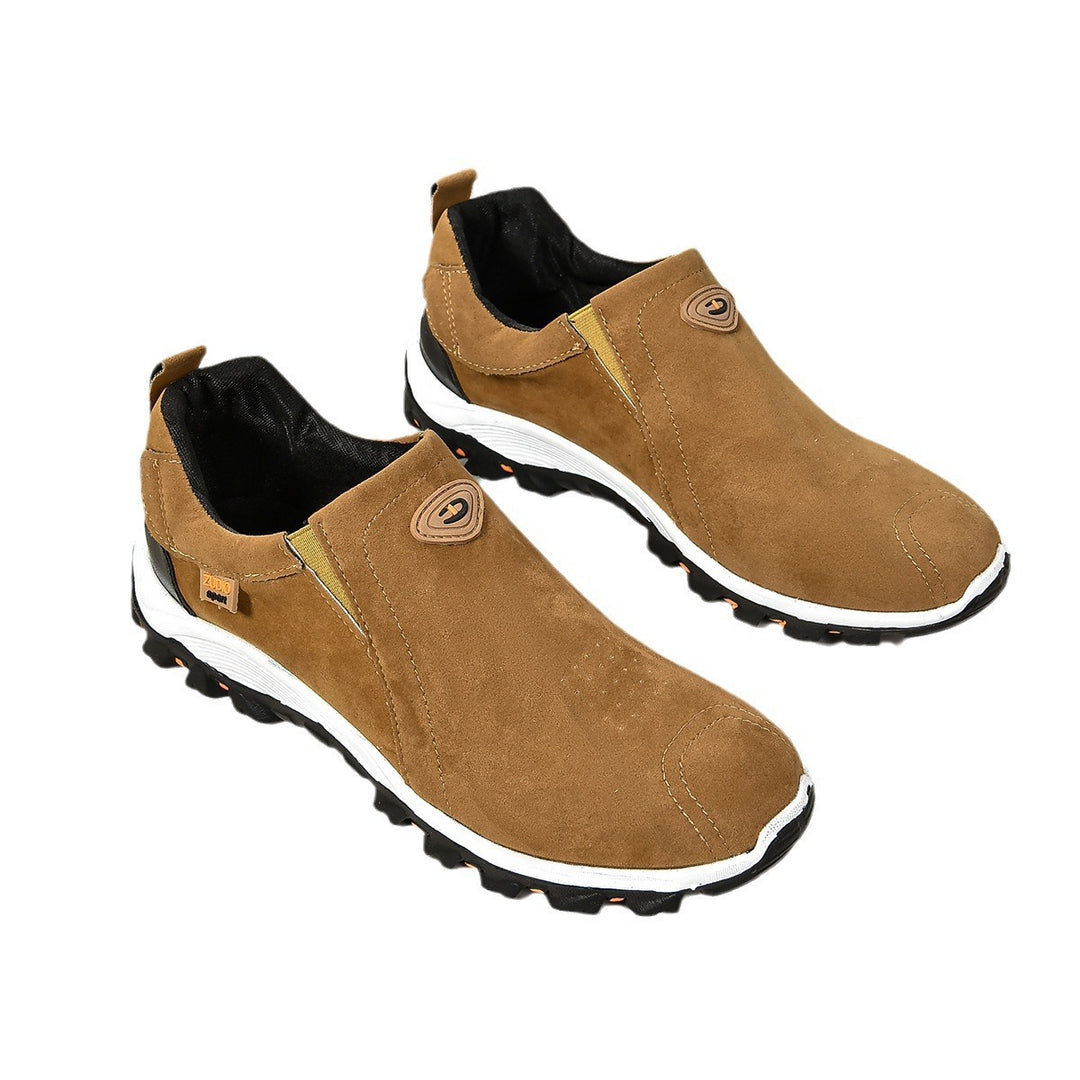Men's sporty slip-on sneaker with elastic entry, shock-absorbing profile sole, and padded comfort insole Mune Fashion