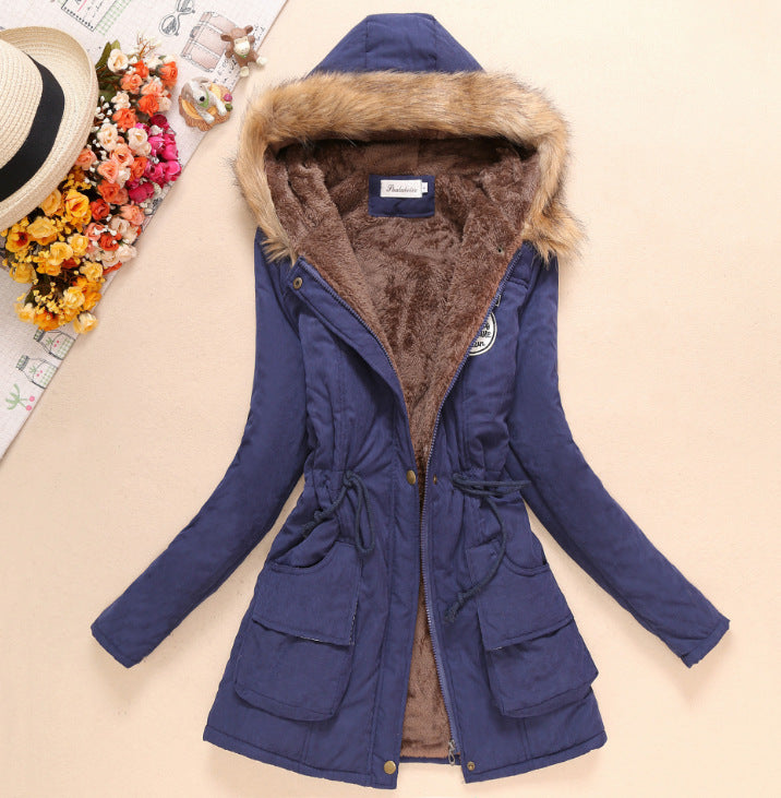 Women's padded parka with faux fur hood, teddy lining and drawstring at the waist Mune Fashion